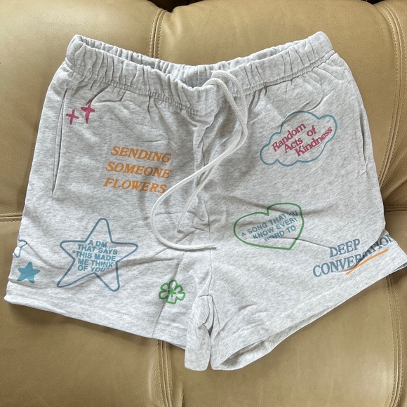 Mayfair | Love Languages Sweatshorts - Picture 2 of 4